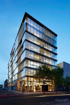 Cho thuê toà nhà trung tâm Hải Châu. Vị trí giao thông thuận lợi. Bãi đậu xe rộng rãi