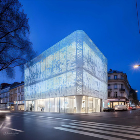 Cho thuê siêu phẩm 3 mặt tiền gần cầu Trần Thị Lý, tòa căn hộ Monarchy, khu vực đông đúc