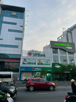 BÁN đất tặng Nhà 2 mặt tiền Nguyễn Văn Trỗi (TPHCM) con đường triệu đô 187m2 giá sốc 145 tỷ {MỚI}