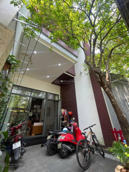 Cho thuê nhà nguyên căn 4 tầng 5 phòng ngủ khép kín, Khu phố Hàn đường Dương Tự Minh, Sơn Trà