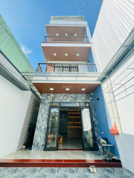 Cho thuê nhà mặt phố Hòa Minh, Liên Chiểu, Đà Nẵng. Giá : 15 Triệu/ tháng. Gọi :0334 410 111