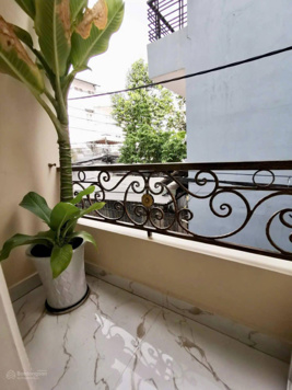 Bán nhà mặt tiền cấu trúc biệt thự Phú Nhuận, Hoàng Hoa Thám