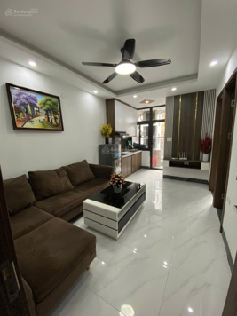 CCMN Nguyễn Trãi - Royal City - 50m2 x 2 pn - nhà mặt ngõ thoáng sáng - tặng full đồ về ở luôn