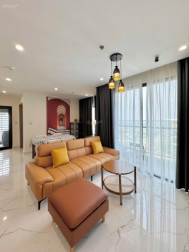 Căn hộ 2PN+ Full nội thất tại Vinhomes grand Park nhà mới 100%