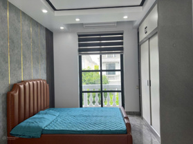 160m Manhattan ViP, thang máy, nội thất xịn . Giá tốt nhất thị trường