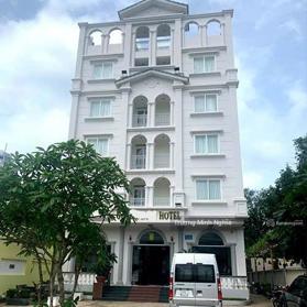 Bán khách sạn 16,5 tỷ, 218m2 gồm 5 tầng 35 phòng tại Đông Hòa, Dĩ An, Bình Dương, giá tốt hàng hiếm