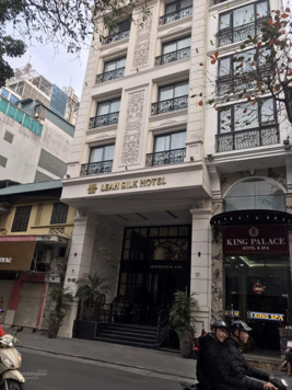 Cho thuê MBKD Phố Thi Sách - HBT, DT 80m, 7T, MT 10m, Giá 120tr/th, cực VIP đoạn đẹp.LH 0912 768 428