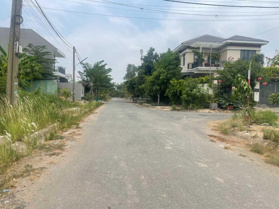 Trục chính (20m) Thời Báo Kinh Tế đường Bưng Ông Thoàn