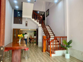 Cần cho thuê nhà 4 tầng đẹp Tống Phước Phổ, Hoà Cường