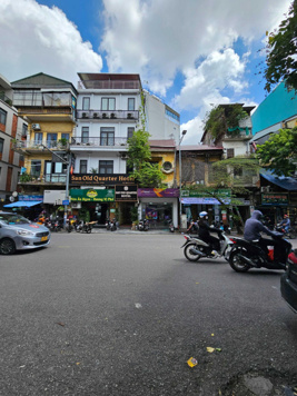 Cần bán nhanh nhà mặt phố Hàng Đậu 141m2 giá đầu tư