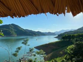 Cần chuyển nhượng lô đất bám mặt hồ HB, tổng diện tích 4500m2