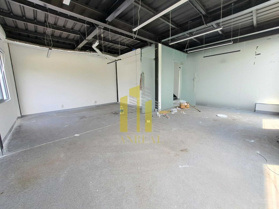 Mặt bằng 2 lầu sàn trống vị trí thuận tiện kinh doanh giá 40 triệu