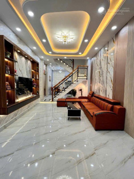 Cần bán gấp nhà đẹp 4 phòng - nhà chính chủ