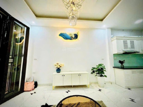 Bán nhà Tân Khai, Hoàng Mai 35m2 4,5 tỷ, nhà 2 thoáng, ngõ nông gần phố. Hiếm