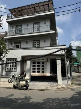 Bán nhà 2 mặt phố khu thảo điền quận 2, TP Thủ Đức, 200m2, giá 56 tỷ