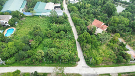 Chủ gửi bán lô đất 2 mặt tiền, nằm trên trục chính liên xã