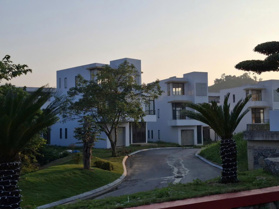 Bán gấp căn biệt thư Legacy Hill tại Lương Sơn Hòa Bình, diện tích 218m2 xây 3 tầng. Giá 6.1 tỷ