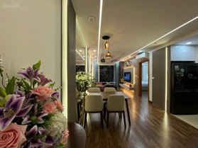 Cần bán gấp căn hộ 2PN 85m2 Golden Palm 21 Lê Văn Lương để lại full nội thất. Giá 6 tỷ 5