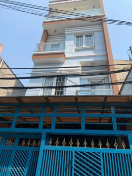 Cần bán gấp nhà 1 trệt 2 lầu , 70m2 - Chỉ nhỉnh 4 tỷ ở Bình Tân, HCM