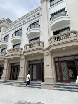 Cơ hội sở hữu nhà 5 tầng Vinhomes sổ lâu dài, giá không tưởng chỉ từ 1,1tỷ về ở và kinh doanh luôn