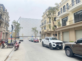 Căt lỗ sâu biệt thự Vip Kinh Đô cạnh Vincom. Gốc 33.7tỷ nay còn hơn 23tỷ. Chuẩn tin giá. Độc quyền