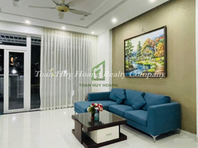 Cho thuê nhà phố 3 phòng ngủ khu biệt thự Euro Village nội thất hiện đại