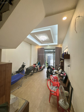 Chính chủ giảm giá 500tr bán gấp nhà 4 lầu hẻm 7m Trường Chinh - Ba Vân: 3.5x17m, nhà mới 5PN 5WC