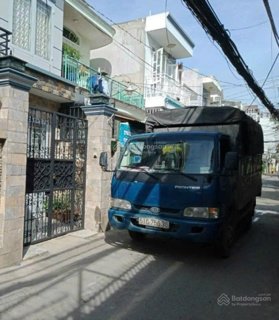 Bán nhà riêng, HXH Đường Phạm Hữu Lầu, Quận 7, chỉ 6 tỷ, 3 tầng DT 50m2, 4PN, Dòng tiền 15 tr/ th