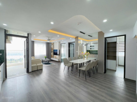 Chính chủ bán căn hộ góc view hồ, 3 ngủ 2wc full nội thất mới 100% nhận nhà ở ngay giá 3tỷ3xx