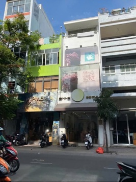 Bán nhà MT Nguyễn Hồng Đào, DT 4m x 16m 4 tầng, giá bán 16 tỷ thương lượng chính chủ