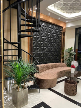 Bán biệt thự liền kề shop Sao Biển 67,5m2 giá 9,4 tỷ gần chung cư, đã hoàn thiện 5 tầng thang máy