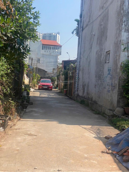 Bán đất tại xã Phụng Công, giá 4x triệu/m2, 137m2, pháp lý đầy đủ (x tí hon)