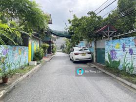 Chính chủ bán 288m2 đất mặt đường xóm 2 Đông Dư - Gia Lâm. Đường ô tô tránh, sau đất có hồ điều hòa