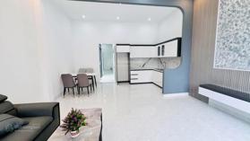 Nhà mặt đường dân sinh, đường Bầu Cỏ. Nhà mới đẹp 3 phòng ngủ. Sân đậu ô tô mới 100% ở diên Sơn