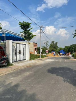 Chỉ cần trả trước 500 triệu sở hữu lô đất nền sát QL1A trọn sổ 1 tỷ150 Bình Minh Trảng Bom Đồng Nai