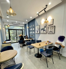 Bán nhà mặt phố Nguyễn Trường Tộ, vị trí đắc địa, 4 tầng, DT 28m2, sổ đỏ, giá 18,5 tỷ, 0903 280 064