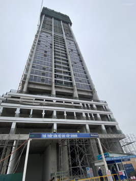 Quá rẻ 1 tỷ0x/ căn studio 33m tầng cao trung tâm Hạ Long cách biển 300m