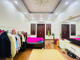 Siêu Phẩm, Phố Cầu Giấy 58m x 5T, mt5,7m, vỉa hè, ô tô tránh, kd đỉnh, ngõ thông 16,9 tỷ.