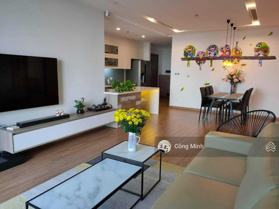 Cần cho thuê gấp căn hộ chung cư Ngọc Khánh Plaza 3PN 162m2 view hồ full đồ giá 18tr LH: 0814 332 325