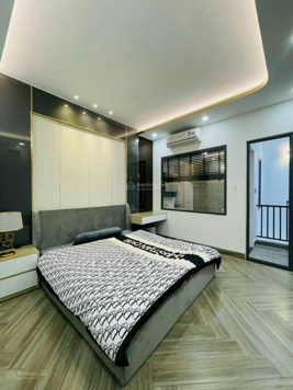 Cho thuê nhà nguyên căn 285/19 CMT8, Phường 12, Quận 10 ngay Hà Đô Centrosa