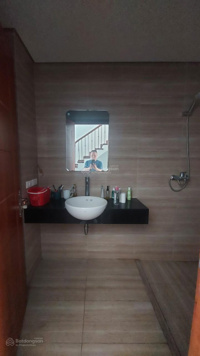 Bán căn shophouse view công viên - 2 mặt thoáng - để được nhiều xe ô tô tại KĐT The Manor