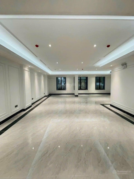 Cho thuê nhà Yên Hòa, đầu Trung Kính to - Vũ Phạm Hàm 85m2 x 6 tầng + 1 hầm thông sàn, có thang máy