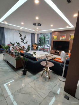 Chính chủ bán biệt thự đơn lập Park River Ecopark. Hải: 0704 725 555