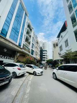 Chỉ 35.5 tỷ 110m2 đất, ngõ 603 Lạc Long Quân, Tây Hồ 110m2, MT 5m - Ô tô tránh - Phố Vip - Thông