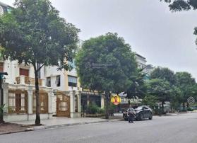 Lô đất lớn 300m2 - MT 15m - KĐT Yên Hòa, Trần Kim Xuyến, Vũ Phạm Hàm. Chỉ 1 từ vip