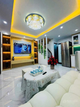 Bán nhà ngõ 38 Xuân La gần trường học viện Hành Chính Quốc Gia - ngõ nông