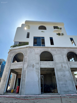 Liền kề view sông đẹp nhất dự án vào tiền chỉ 2,6 tỷ, trung tâm thành phố Văn Giang