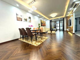 Cập nhật 30 căn hộ đang cho thuê tại Royal City. DT 95m - 112m - 118m - 121m - 131m2. Từ 19tr/tk