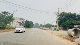 Cần bán đất Xuân Sơn, Tx Sơn Tây, HN. Lô góc 1196m2, có 300m2 TC. Giá 4,6 tr/m2 đất ở đô thị