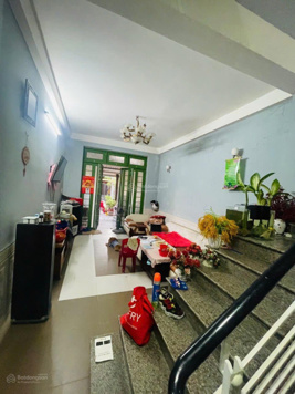 Bán nhà 2 tầng mặt tiền đường Nguyễn Tư Giản Phường Phú Hậu (Phú Xuân) TP Huế diện tích 72m2